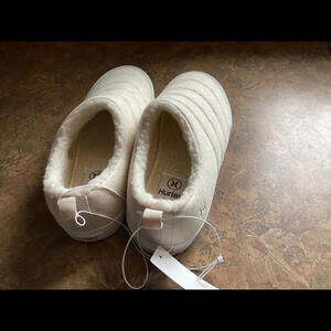 Hurley indoor/outdoor clogs - hard-soled Sz 8